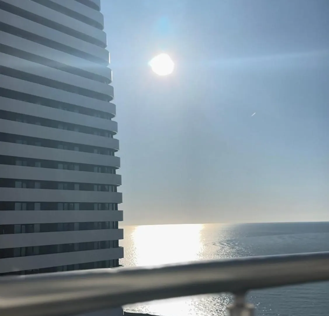 Apartments Aura Batumi Gruzja
