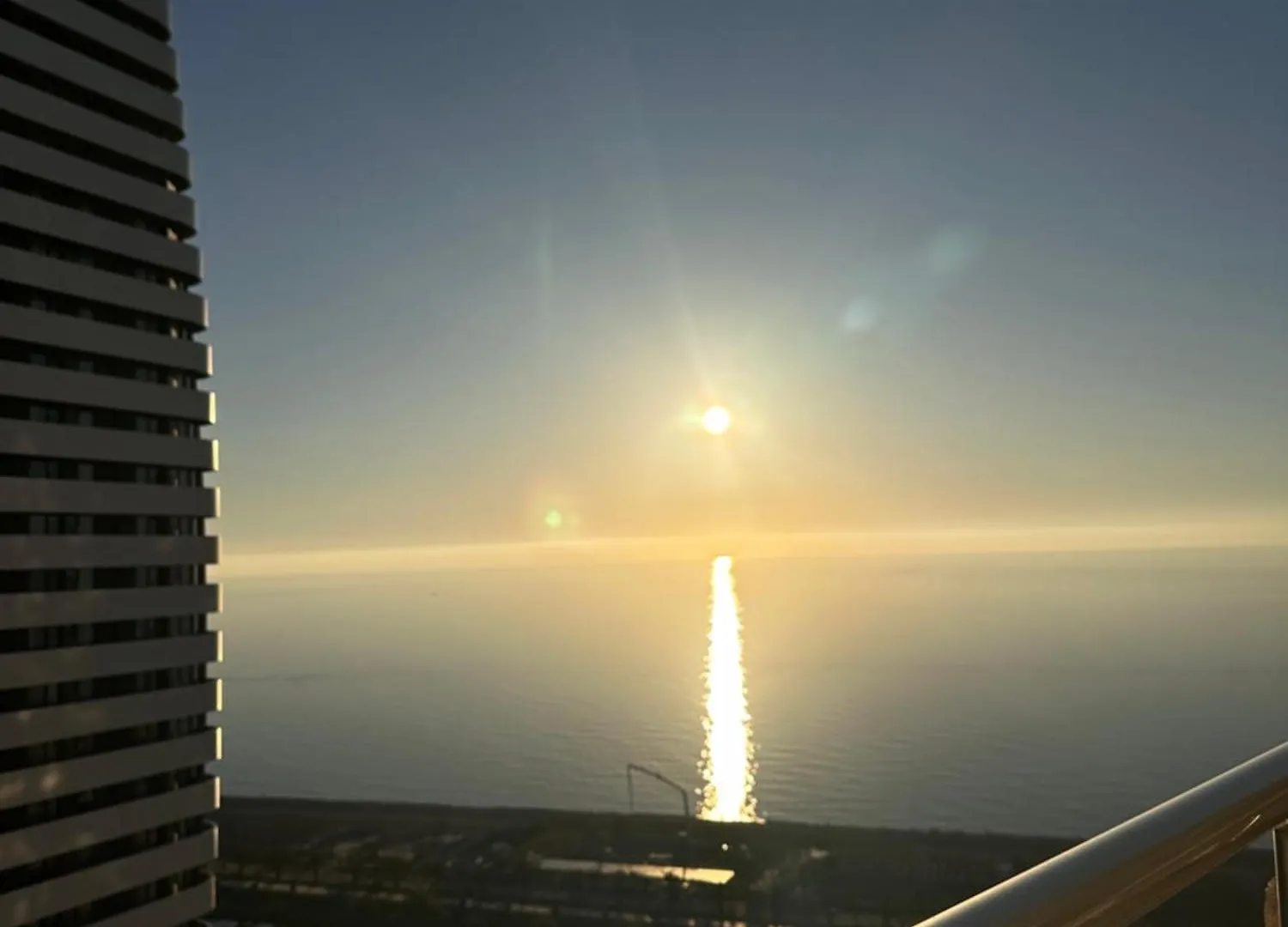 Apartments Aura Batumi Gruzja